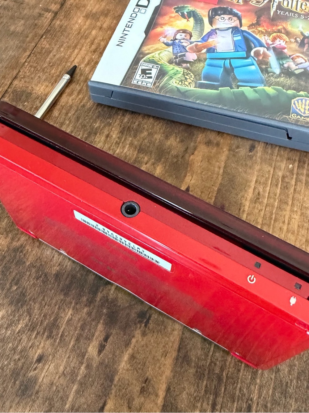 Nintendo 3DS Red Portable Gaming System with Mario Display - Picture 7 of 9
